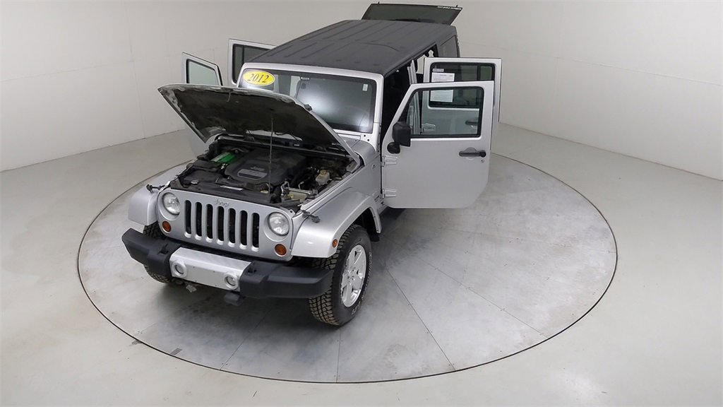 Used 2012 Jeep Wrangler Unlimited Sahara w/ Dual Top Group image 40