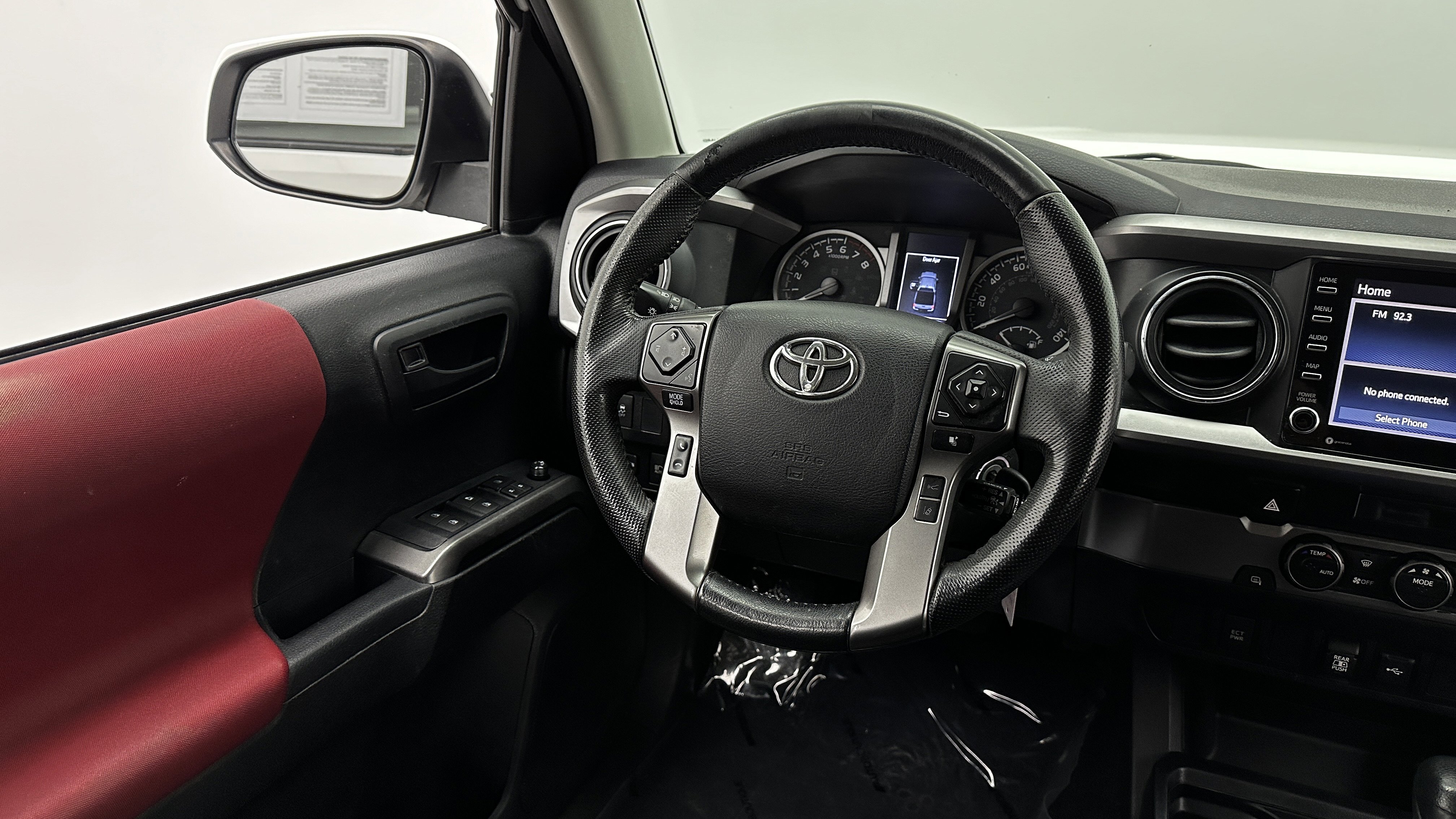 Used 2021 Toyota Tacoma SR5 image 25