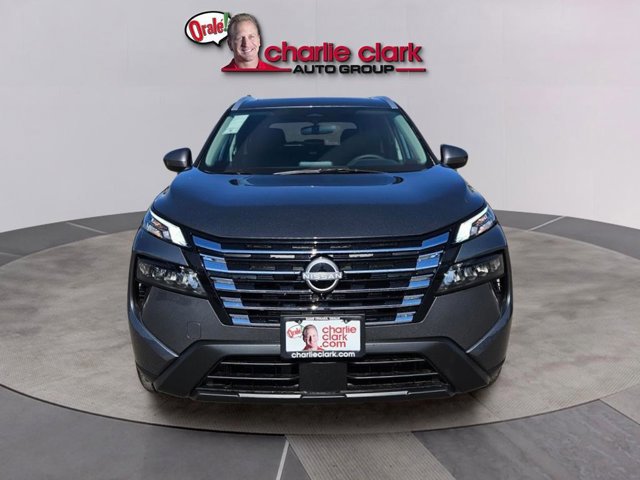 Certified 2025 Nissan Rogue SV w/ SV Premium Package image 9