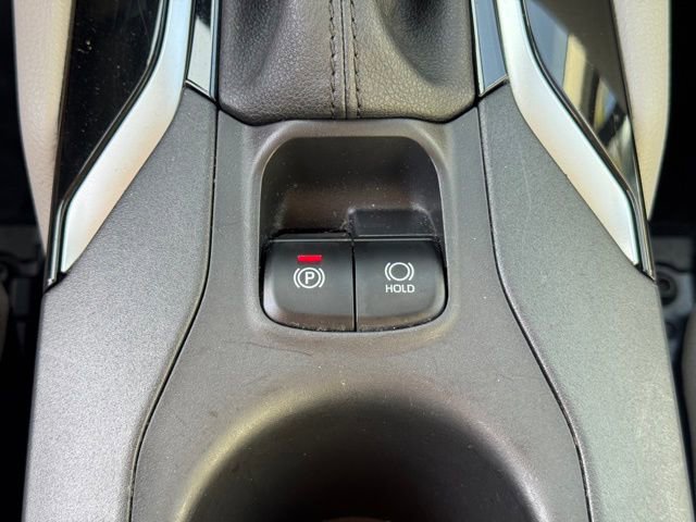 Used 2023 Toyota Corolla Cross L image 25