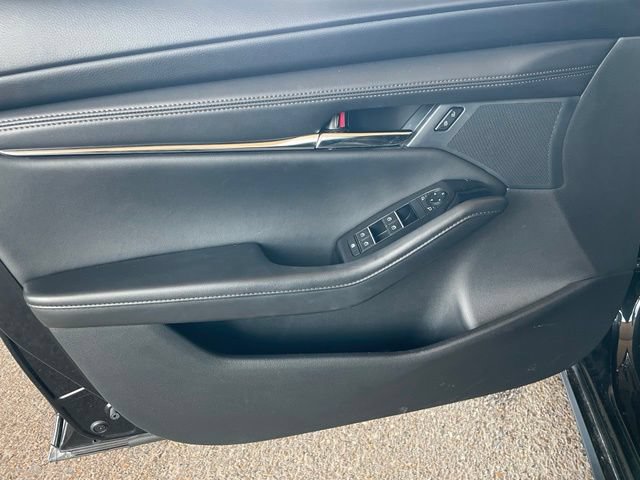 Used 2024 MAZDA MAZDA3 s FWD image 9