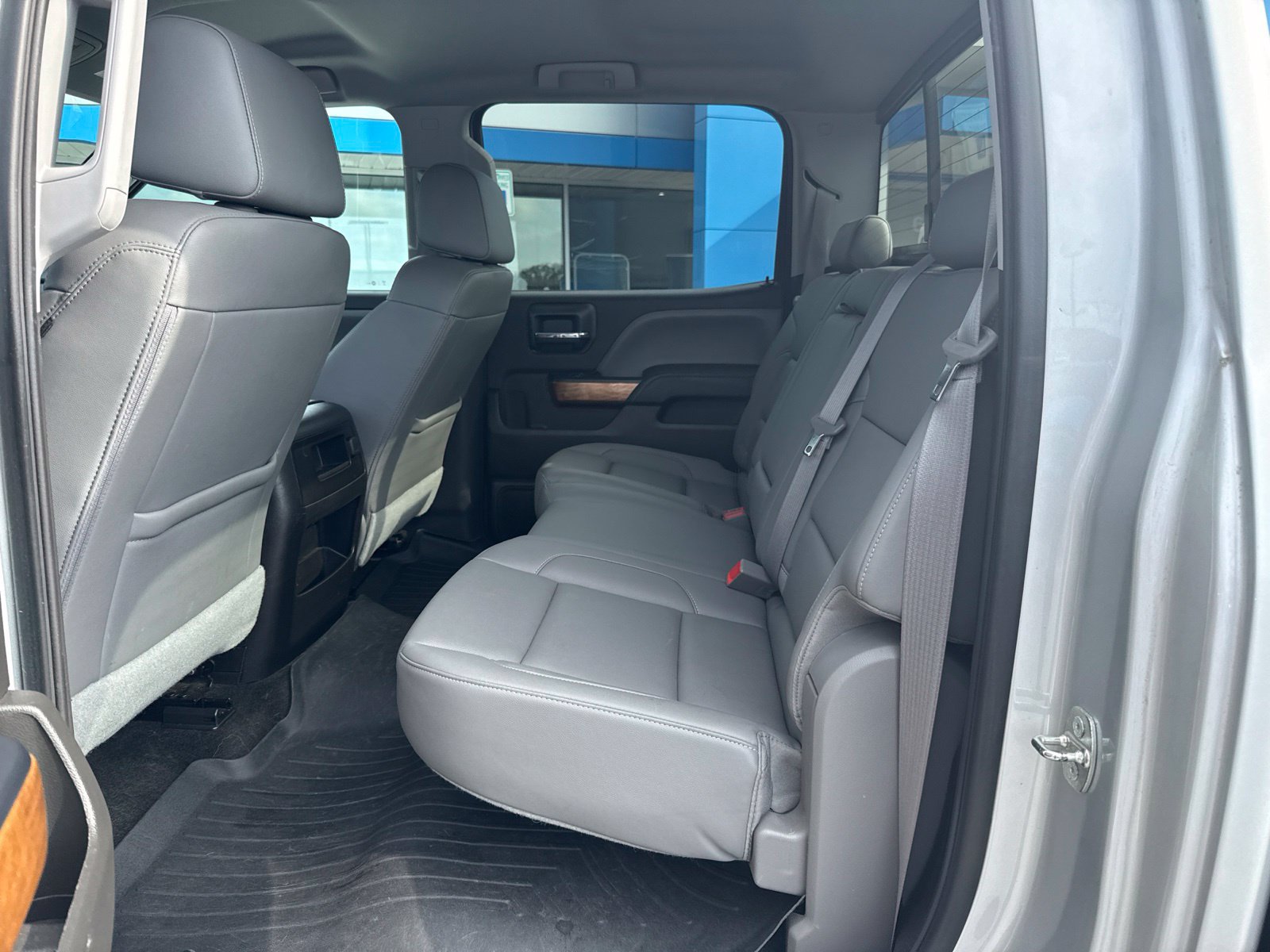 Used 2016 Chevrolet Silverado 1500 LTZ w/ Sport Package AWD/4WD image 11