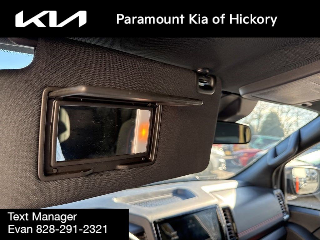 Used 2024 Nissan Frontier Pro-X w/ Technology Package image 27