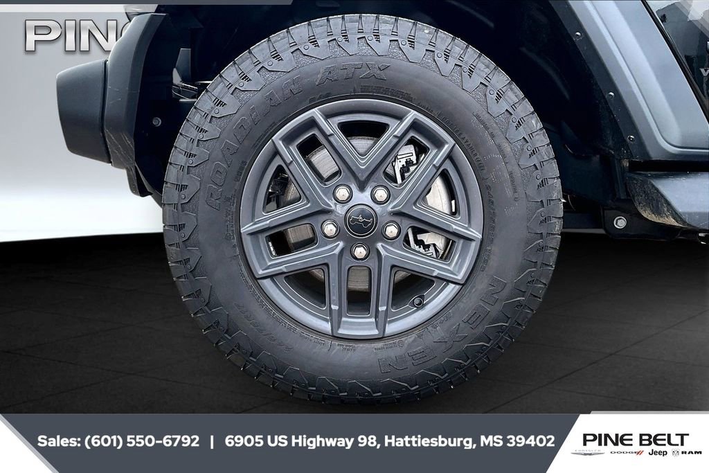 Used 2024 Jeep Wrangler Sport S image 7