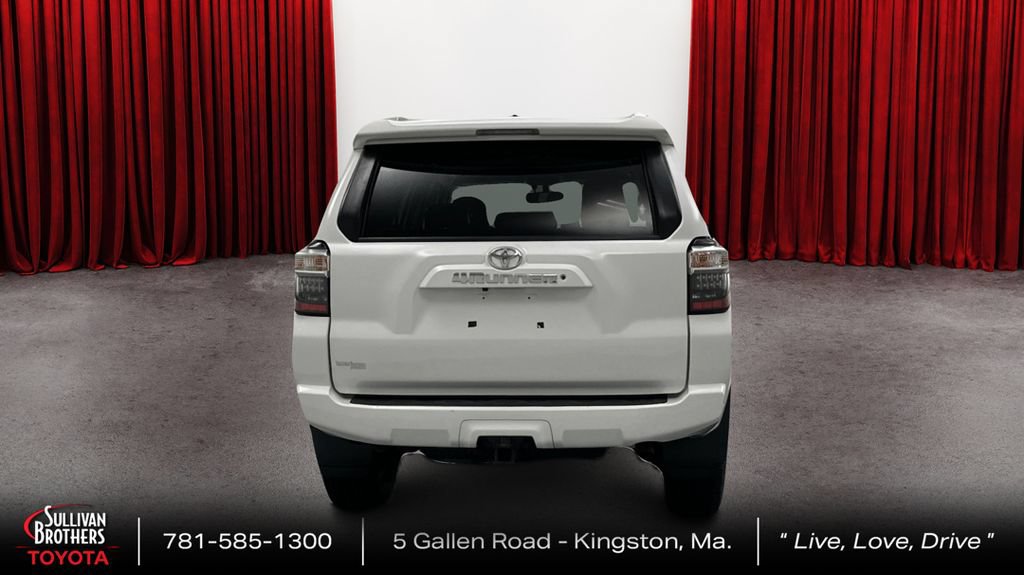 Used 2018 Toyota 4Runner SR5 Premium AWD/4WD image 6