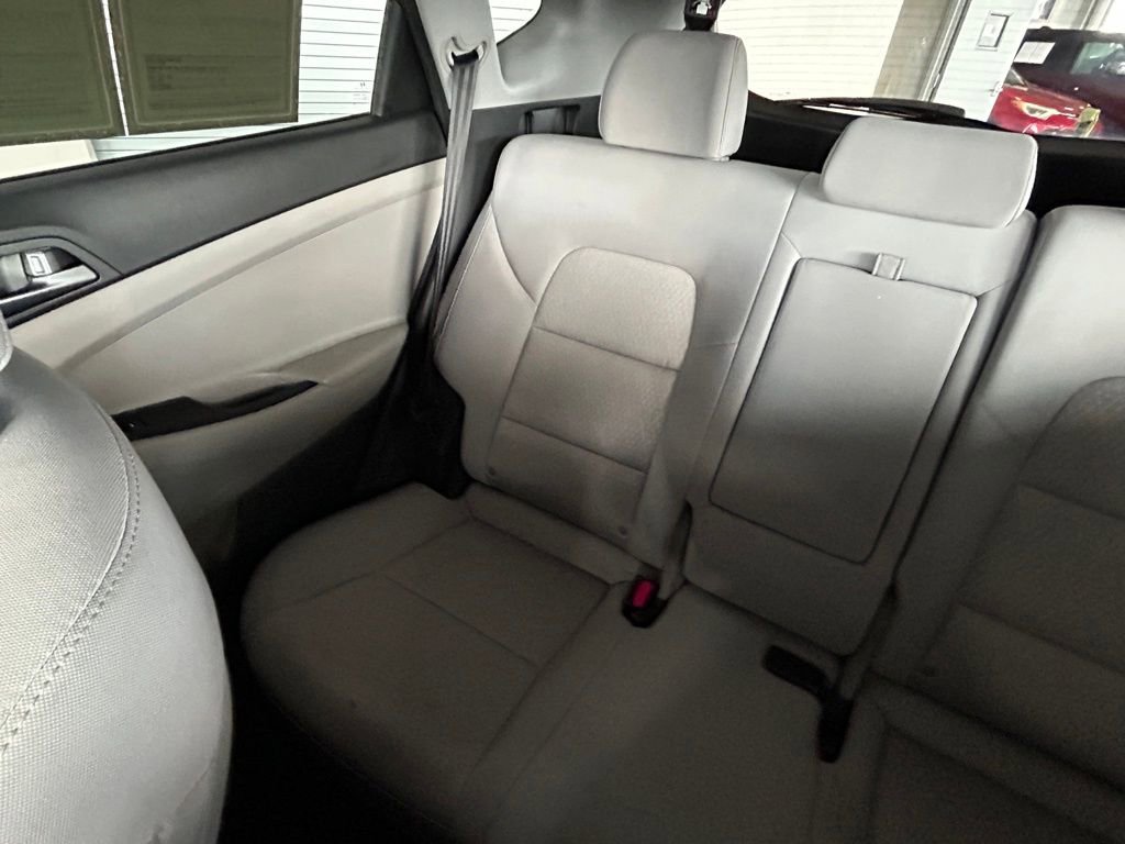 Used 2017 Hyundai Tucson SE image 12
