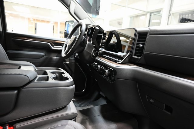 New 2026 Chevrolet Silverado 2500 LT w/ Trail Boss Package image 15