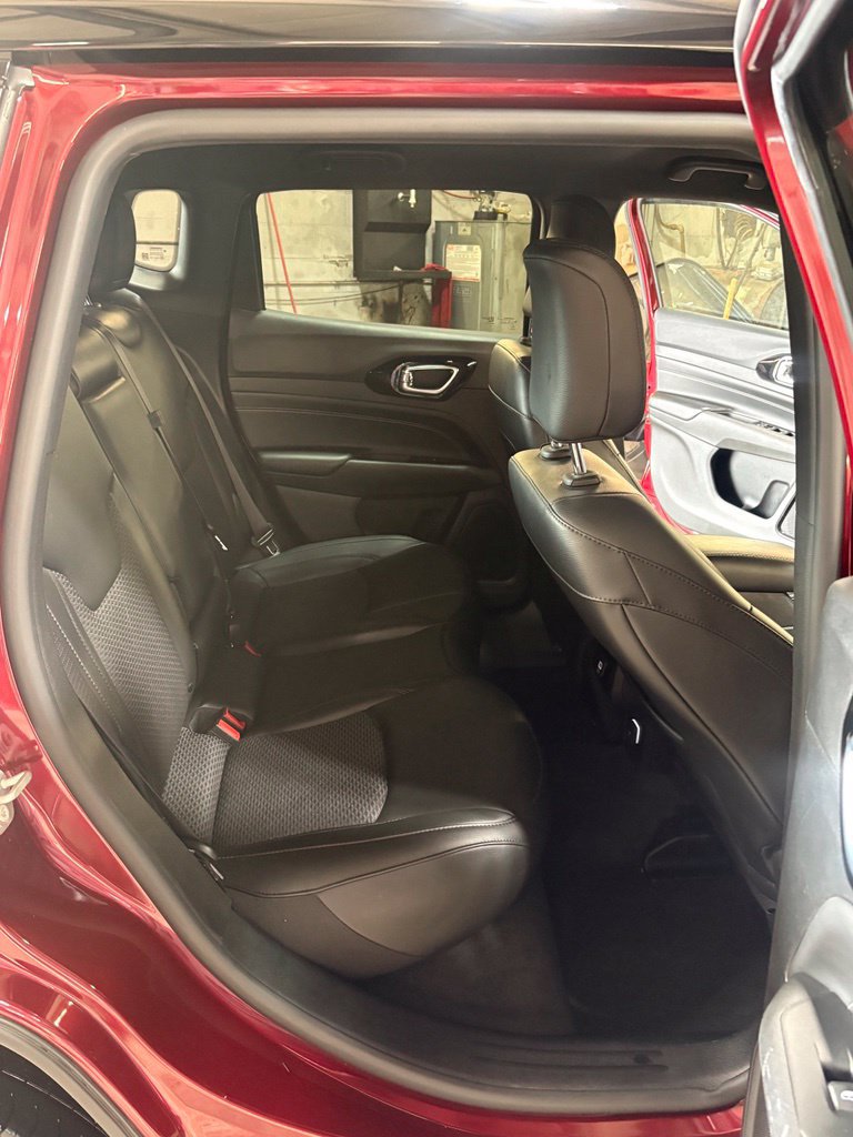 Used 2022 Jeep Compass Latitude AWD/4WD image 17