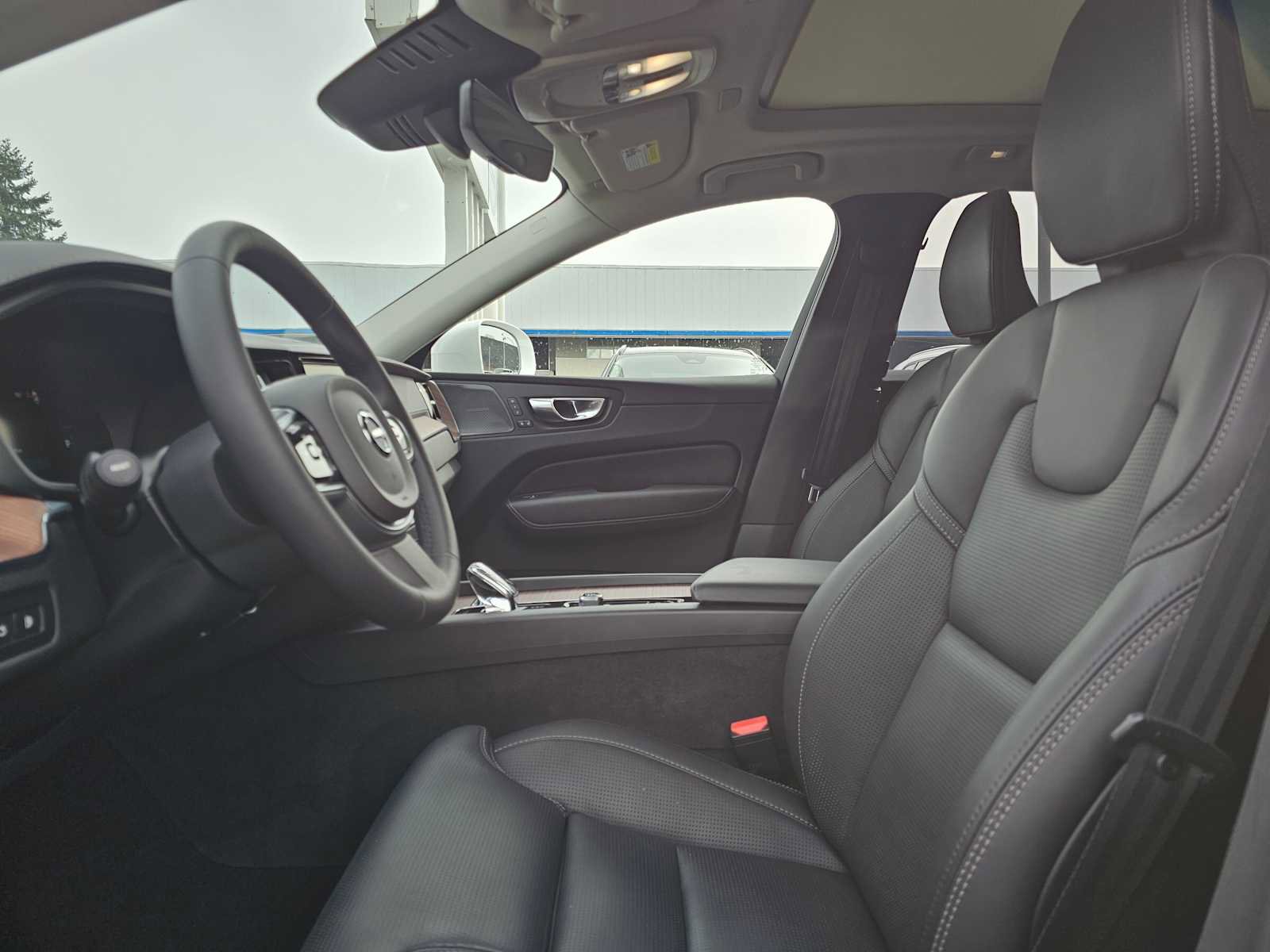 Certified 2023 Volvo XC60 T8 Ultimate image 24