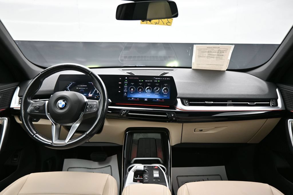 Used 2023 BMW X1 xDrive28i AWD/4WD image 14