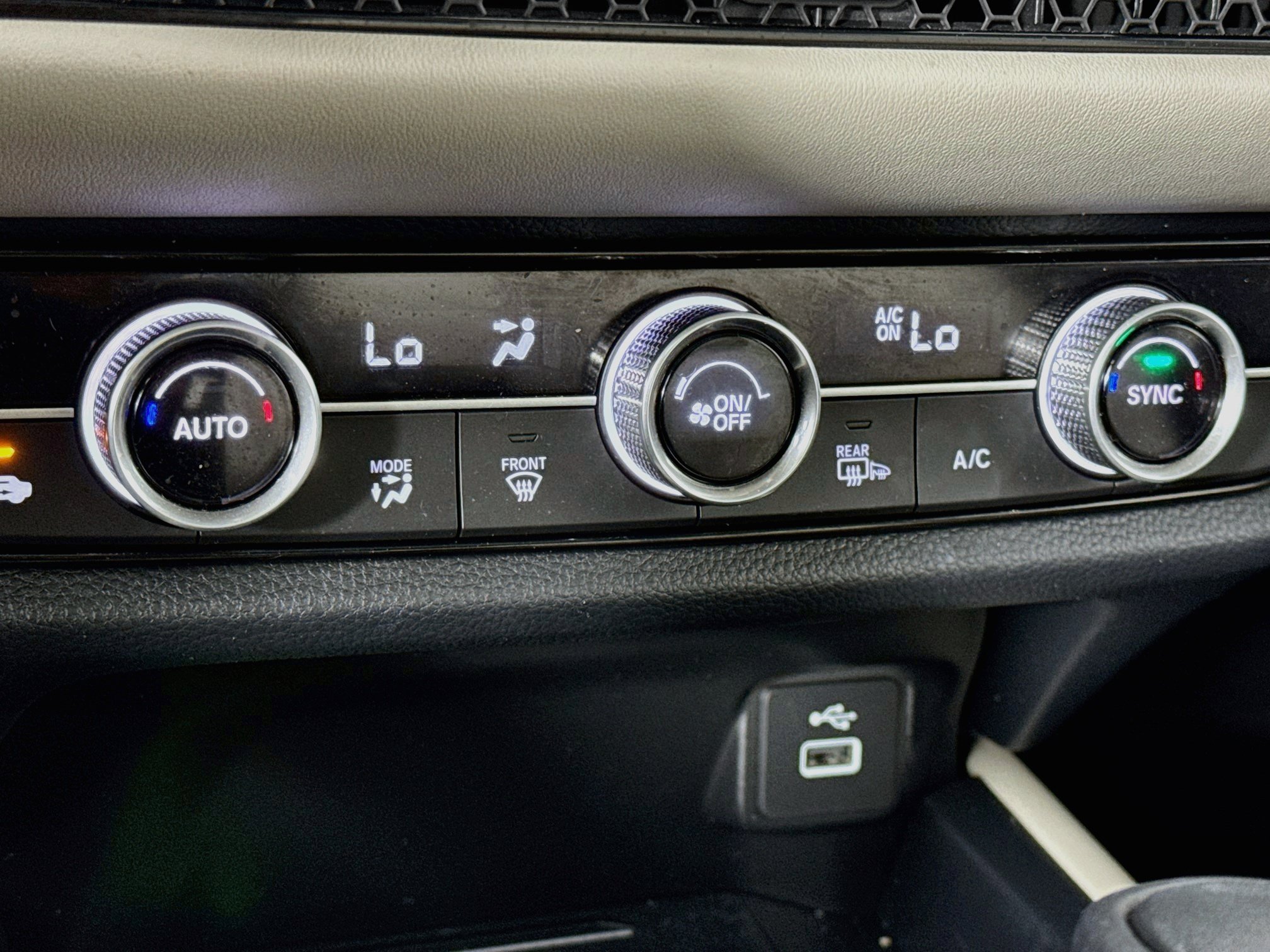 Certified 2024 Honda HR-V EX-L image 15