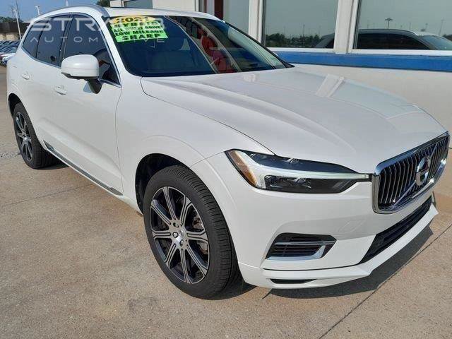 Used 2021 Volvo XC60 T8 Inscription w/ Advanced Package AWD/4WD image 3