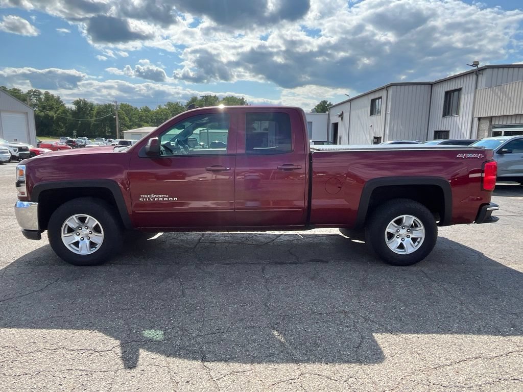 Used 2017 Chevrolet Silverado 1500 LT w/ True North Edition AWD/4WD image 7