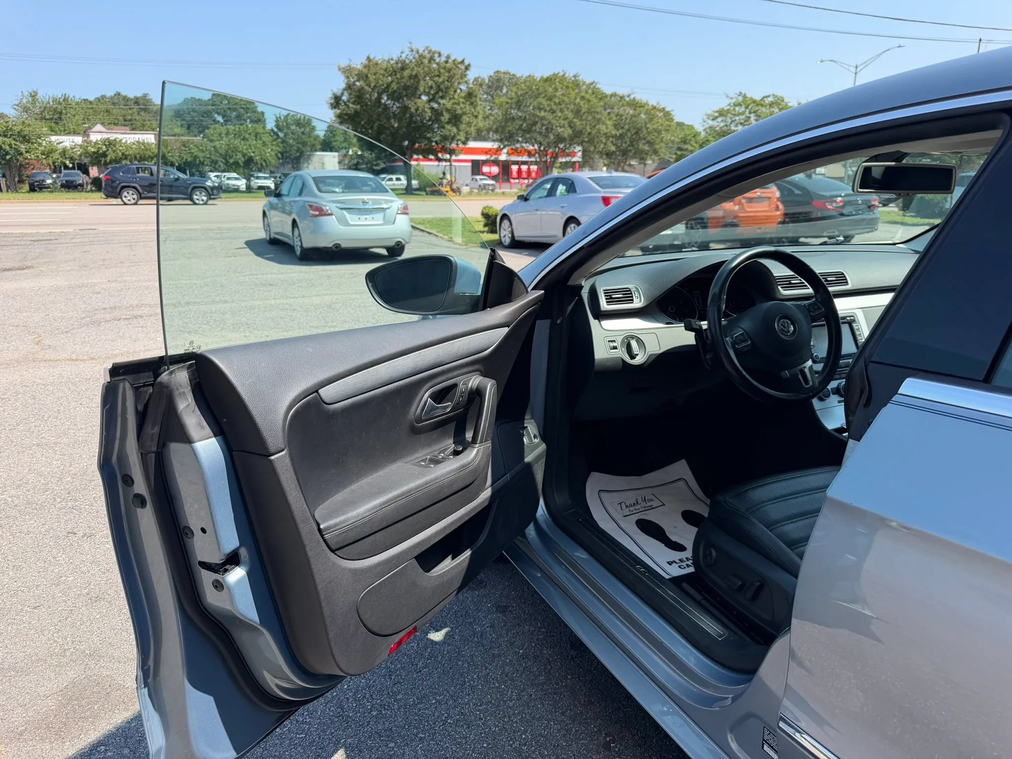 Used 2013 Volkswagen CC Sport FWD image 7