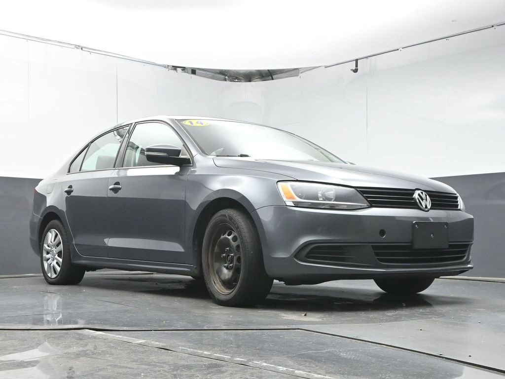 Used 2014 Volkswagen Jetta SE FWD image 32