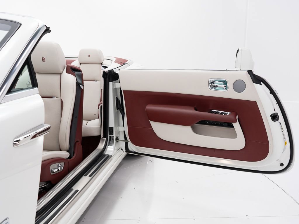 Certified 2020 Rolls-Royce Dawn image 18