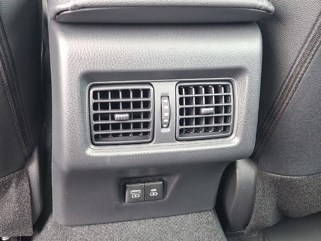 Used 2026 Toyota Camry XSE FWD image 11