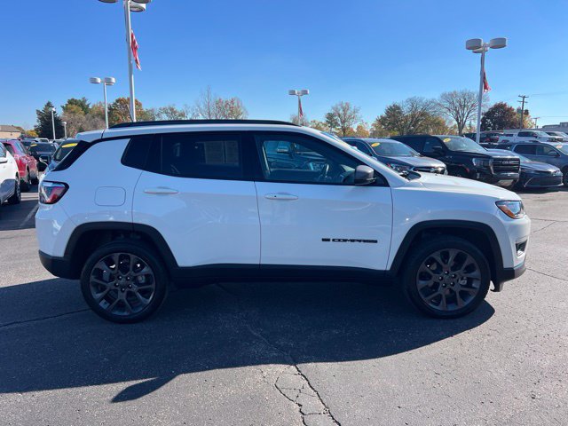 Used 2021 Jeep Compass Latitude AWD/4WD image 4