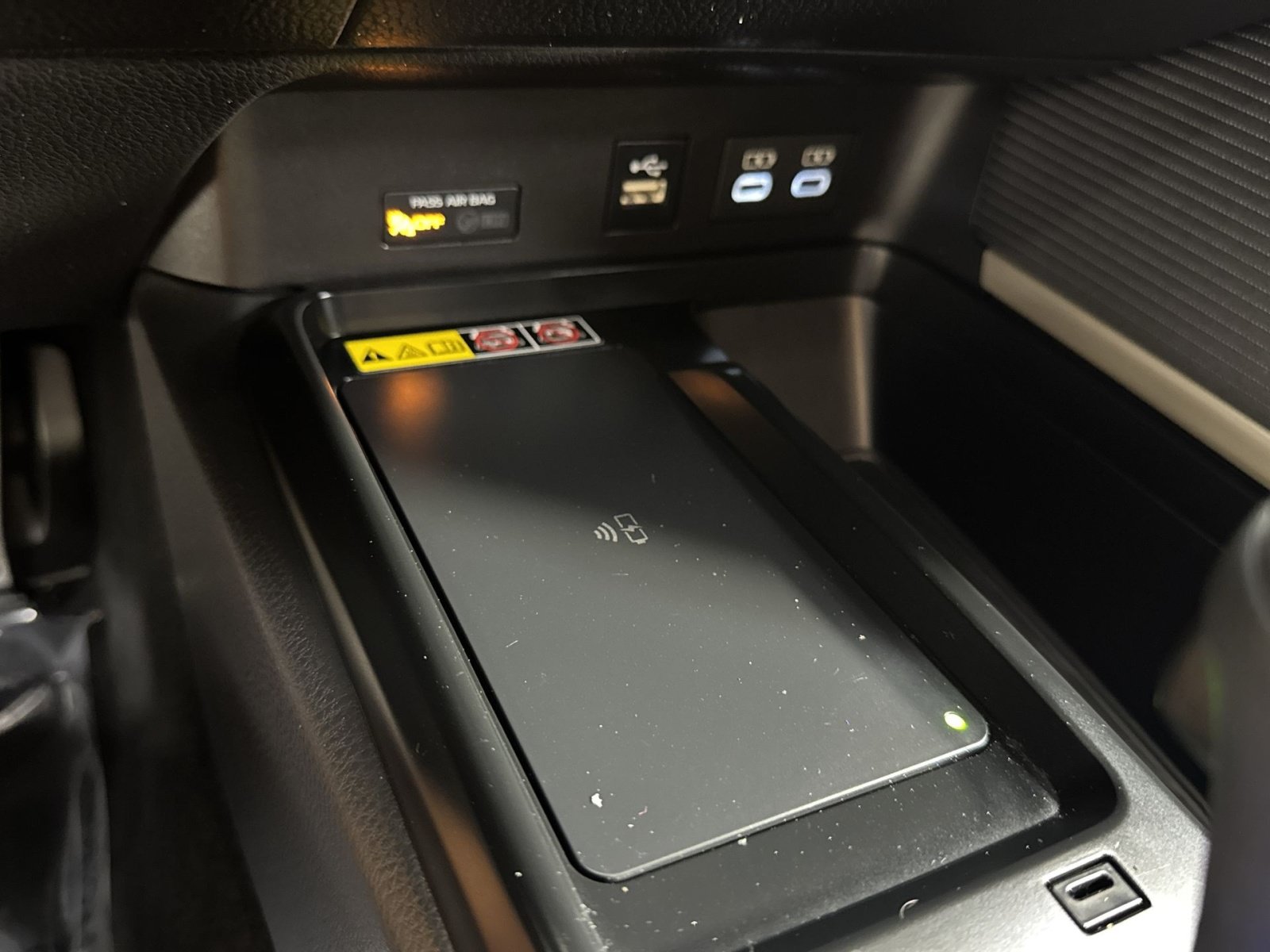 Used 2025 Toyota Camry SE FWD image 43