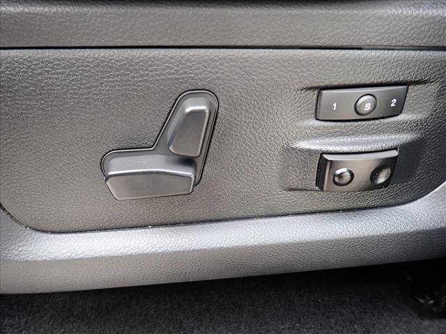 Used 2014 RAM 3500 Laramie Longhorn AWD/4WD image 12