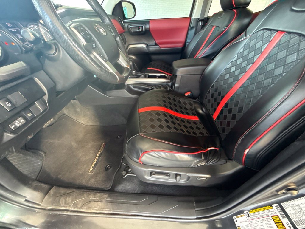 Used 2022 Toyota Tacoma SR5 w/ Technology Package RWD image 32