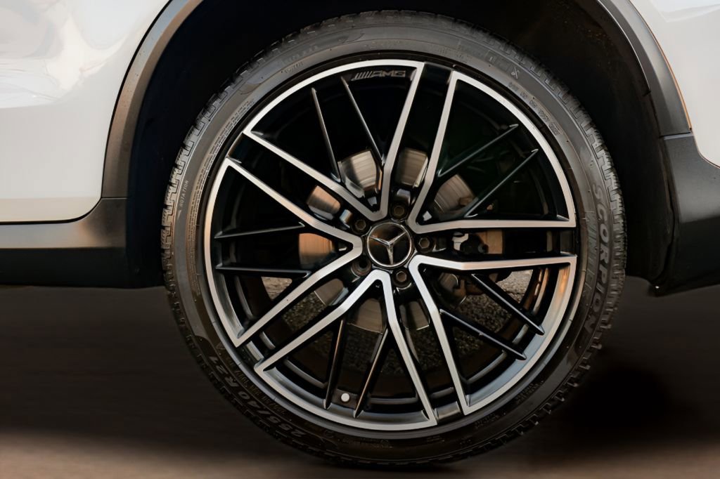 Used 2020 Mercedes-Benz GLC 43 AMG 4MATIC Coupe w/ Driver Assistance Package image 32