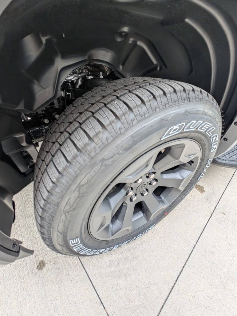 New 2026 RAM 1500 4x4 Crew Cab image 45