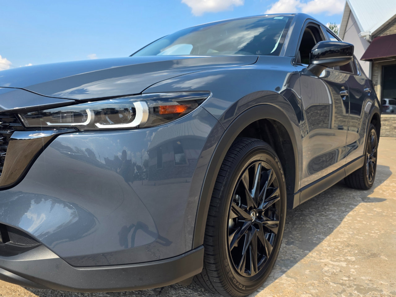 Used 2025 MAZDA CX-5 Carbon Edition image 31