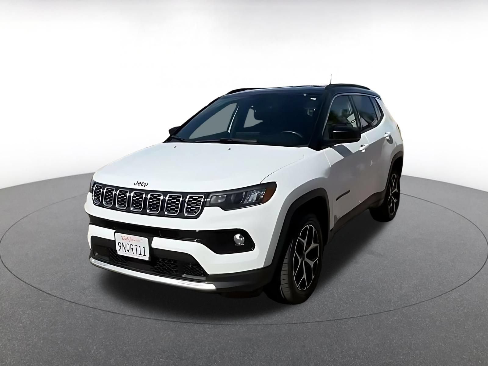 Used 2025 Jeep Compass Limited AWD/4WD image 6