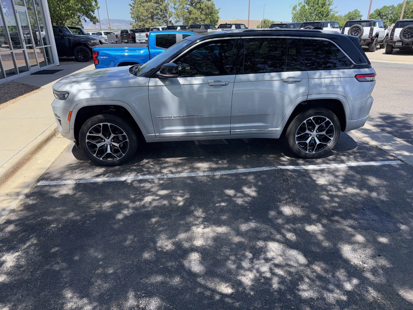 Used 2023 Jeep Grand Cherokee Summit
