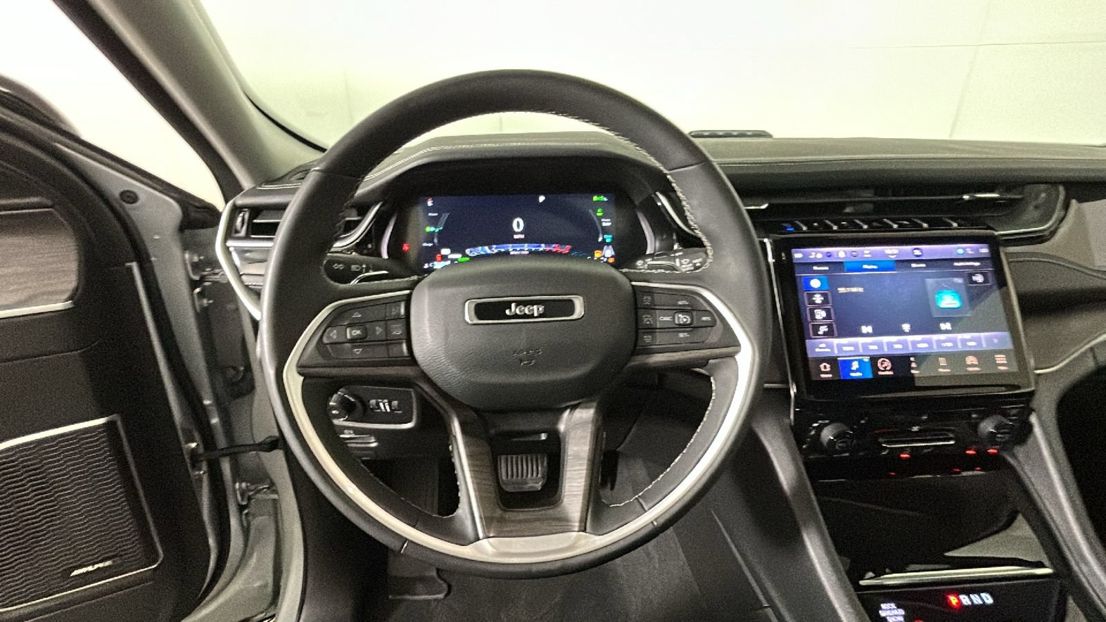 Used 2024 Jeep Grand Cherokee Limited 4xe AWD/4WD image 18