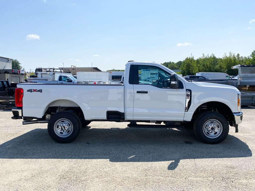 New 2026 Ford F250 XL w/ XL Chrome Package AWD/4WD image 2