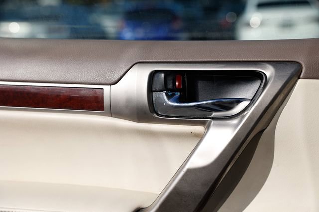 Used 2014 Lexus GX 460 w/ Premium Package image 45