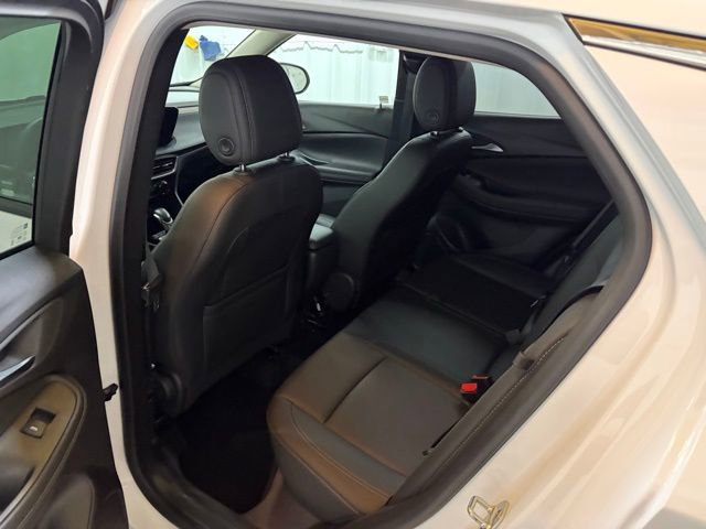Used 2024 Buick Encore GX Sport Touring AWD/4WD image 17