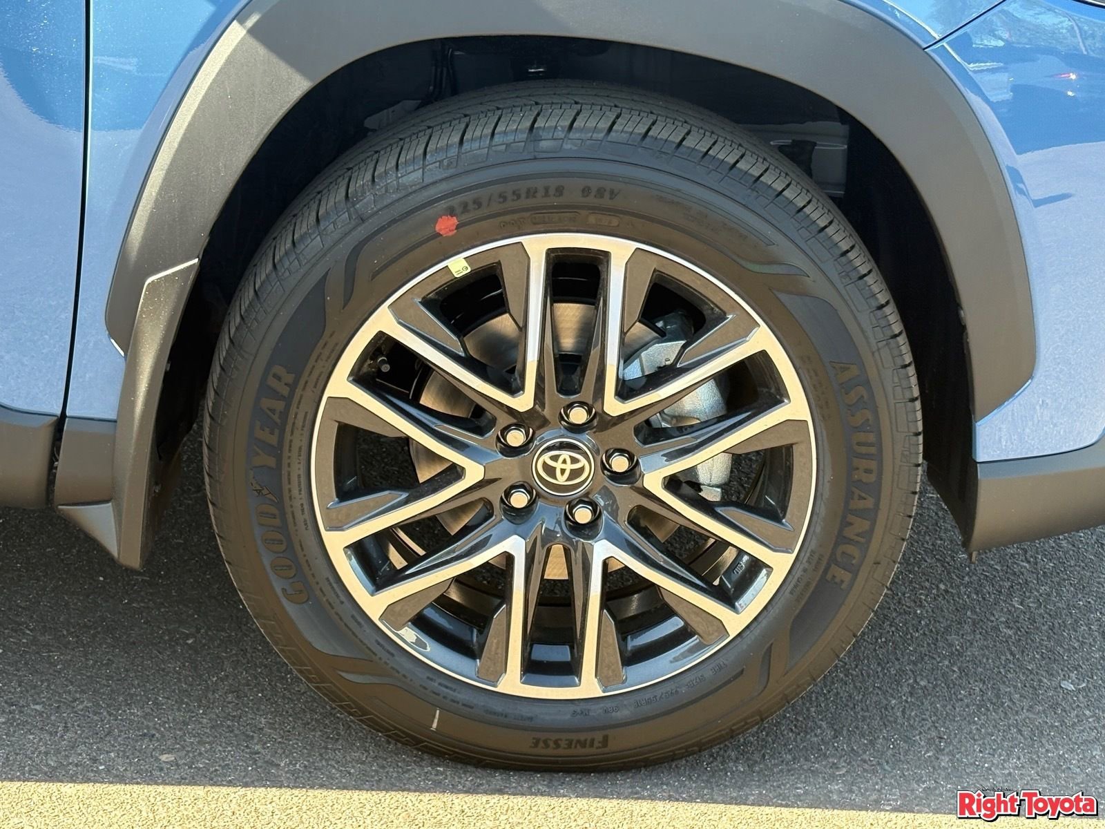 New 2026 Toyota Corolla Cross XLE FWD image 13