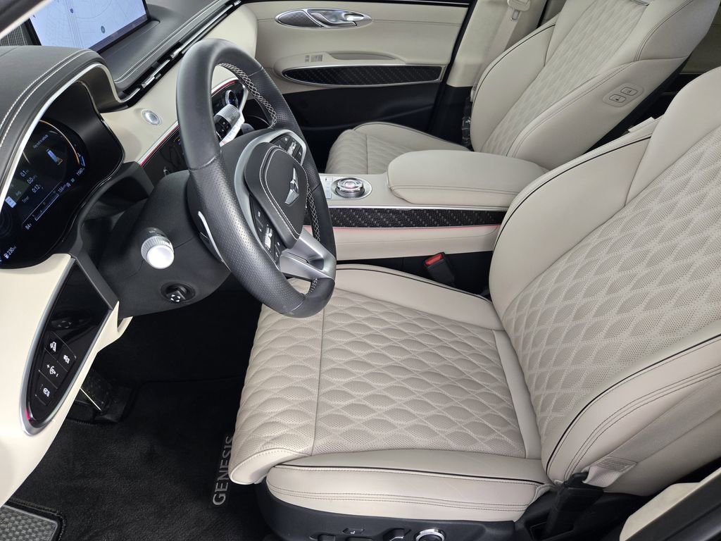 Used 2023 Genesis GV70 3.5T Sport w/ Sport Prestige Package image 15