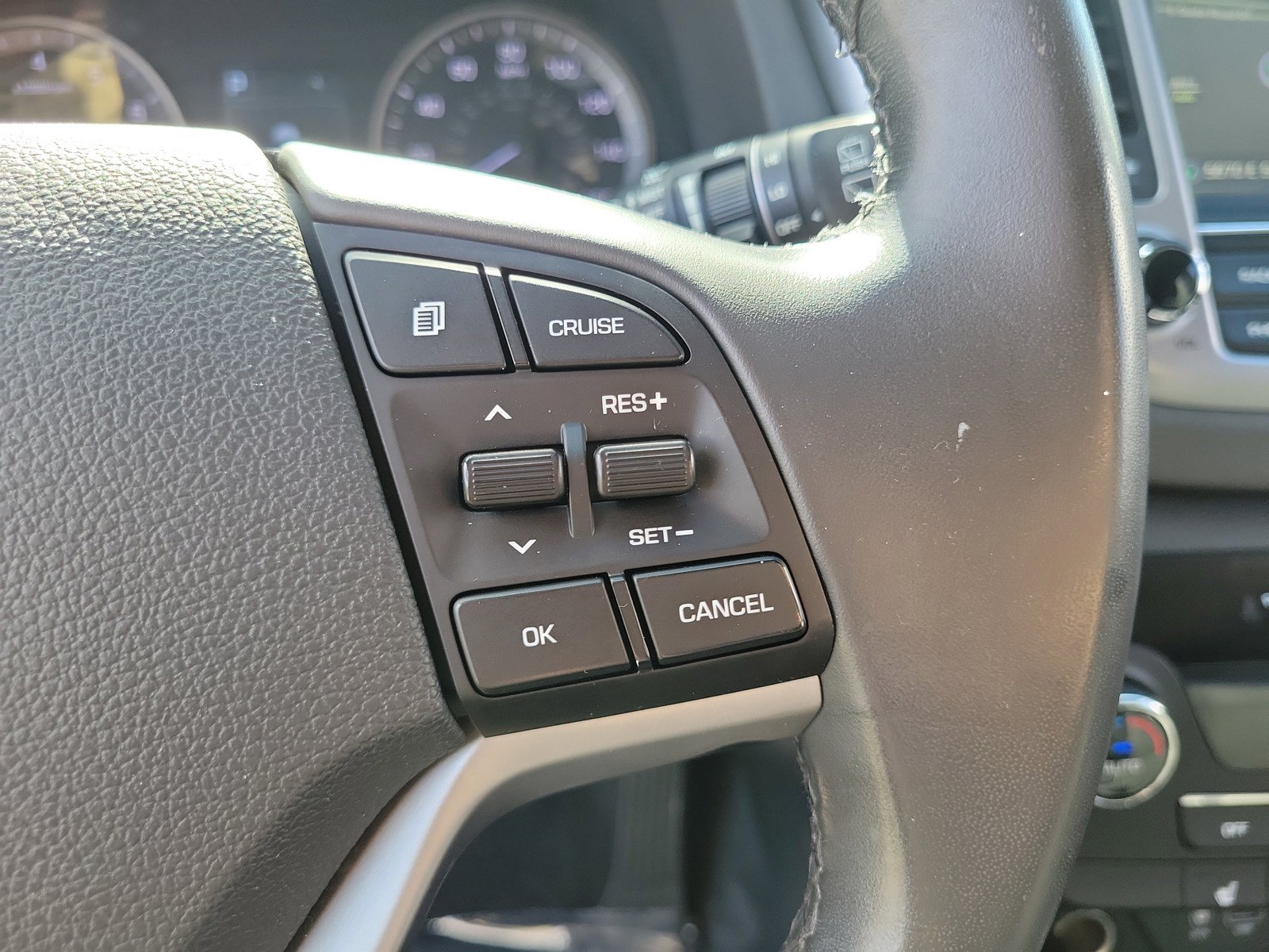Used 2016 Hyundai Tucson Limited AWD/4WD image 19