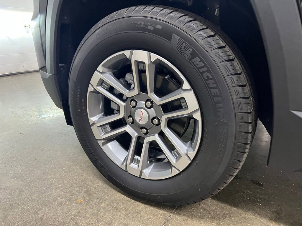 New 2025 GMC Terrain Elevation w/ Technology Package II image 12