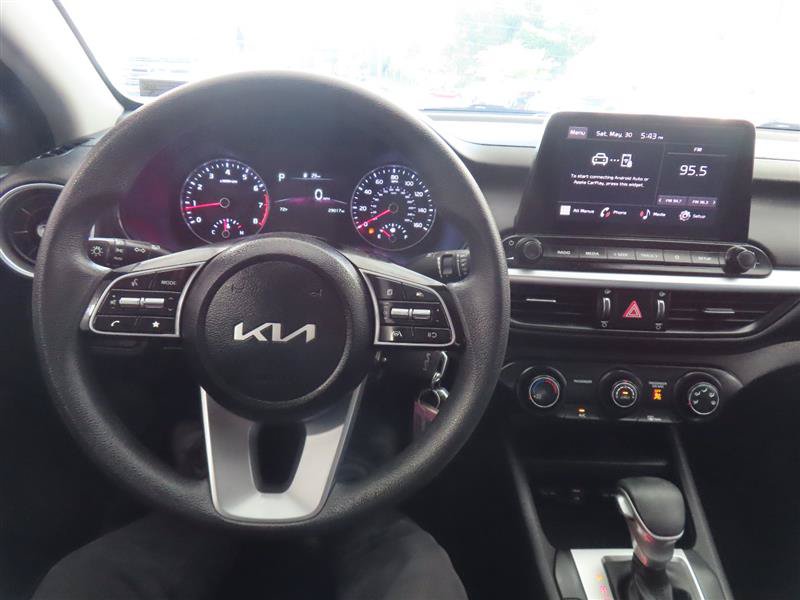 Used 2023 Kia Forte LXS w/ LXS Technology Package FWD image 19