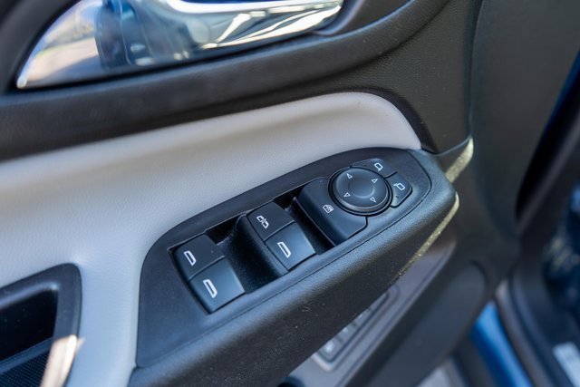 Used 2021 Chevrolet Equinox Premier image 17