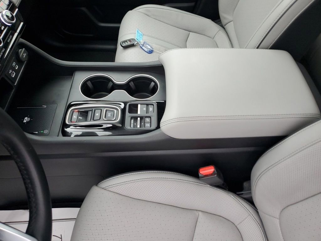 Certified 2024 Honda Pilot Elite image 30