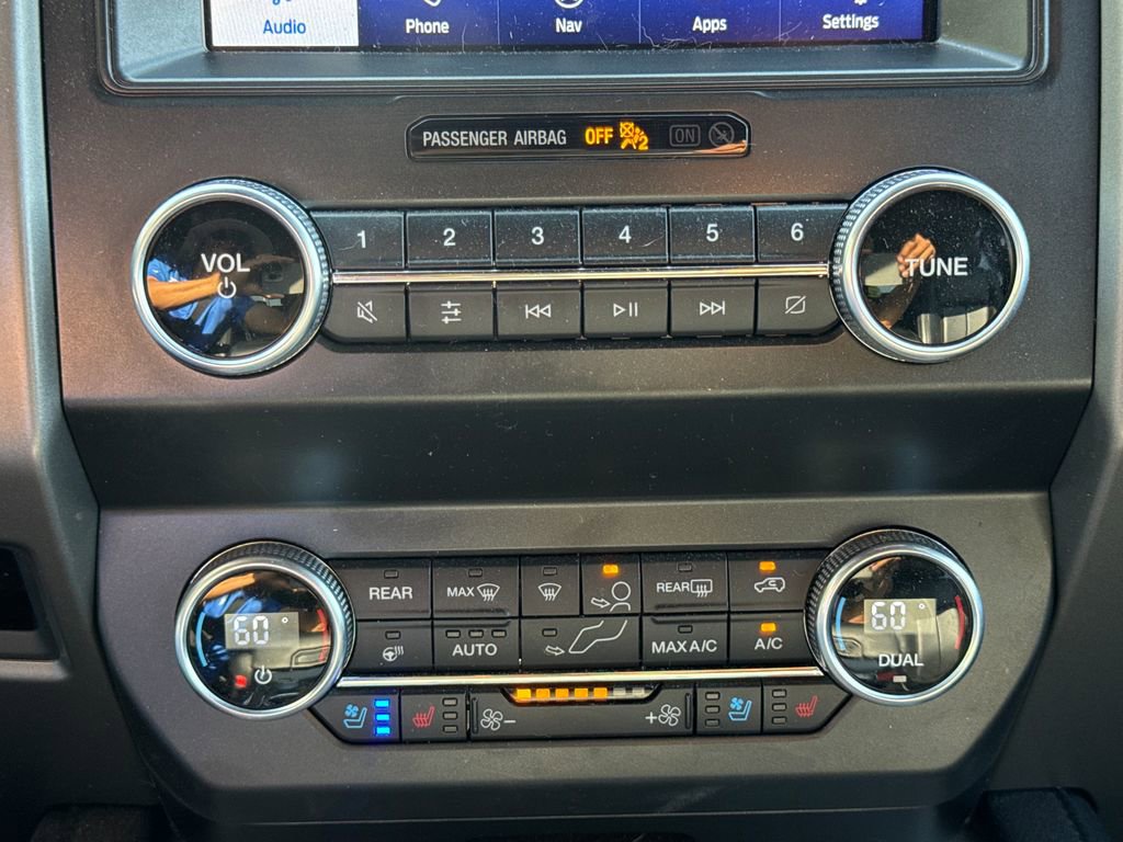Used 2021 Ford Expedition XLT AWD/4WD image 24