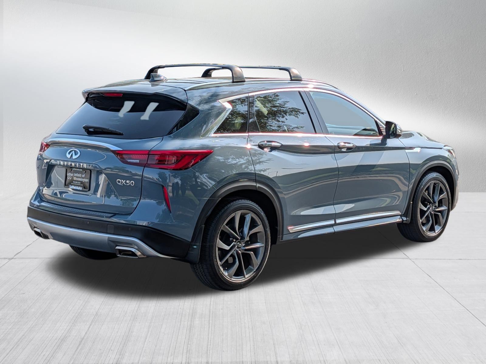 Certified 2023 INFINITI QX50 Sensory w/ Accent Package AWD/4WD image 7