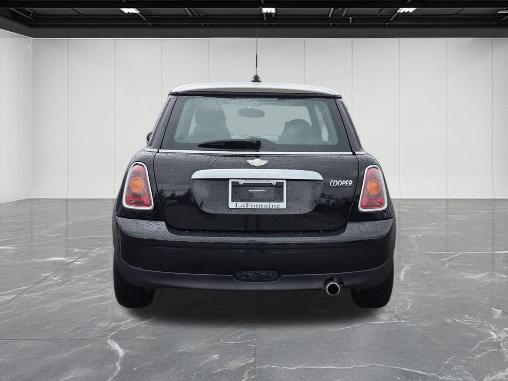 Used 2009 MINI Cooper Hardtop FWD image 4