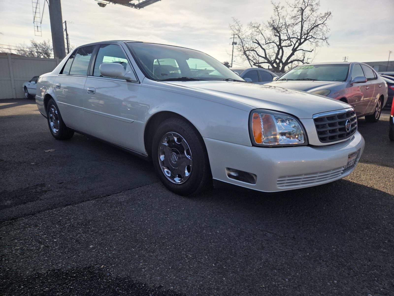 Used 2002 Cadillac De Ville DHS w/ Safety/Security Pkg FWD image 5