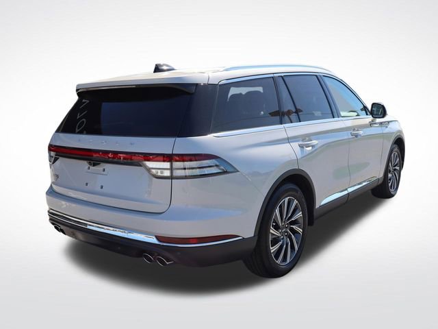 New 2025 Lincoln Aviator 2WD w/ Equipment Group 101A image 3