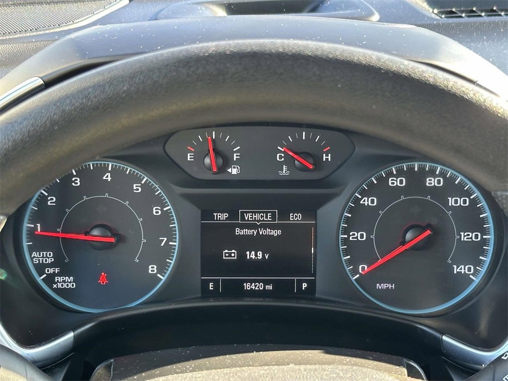 Used 2020 Chevrolet Equinox LS w/ LPO, Floor Liner Package image 11