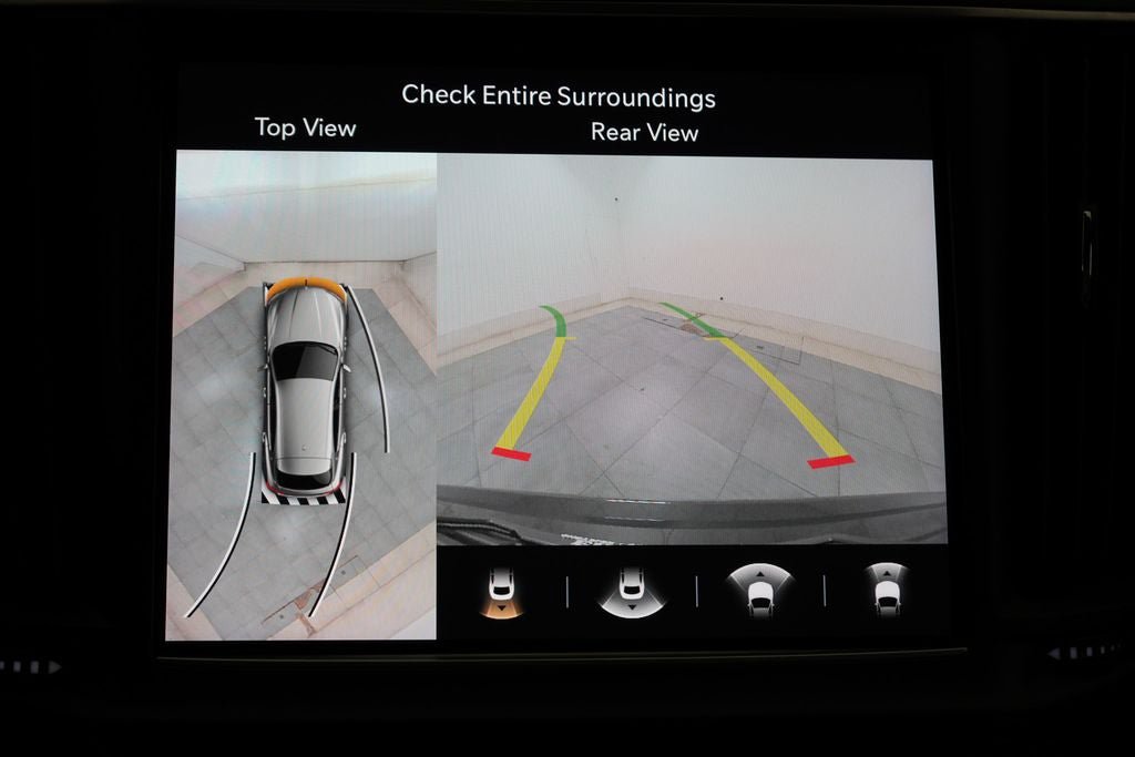 Used 2023 Maserati Levante GT AWD/4WD image 17
