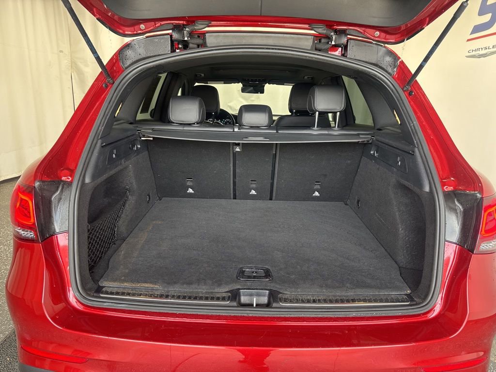 Used 2022 Mercedes-Benz GLC 300 4MATIC w/ AMG Line image 7