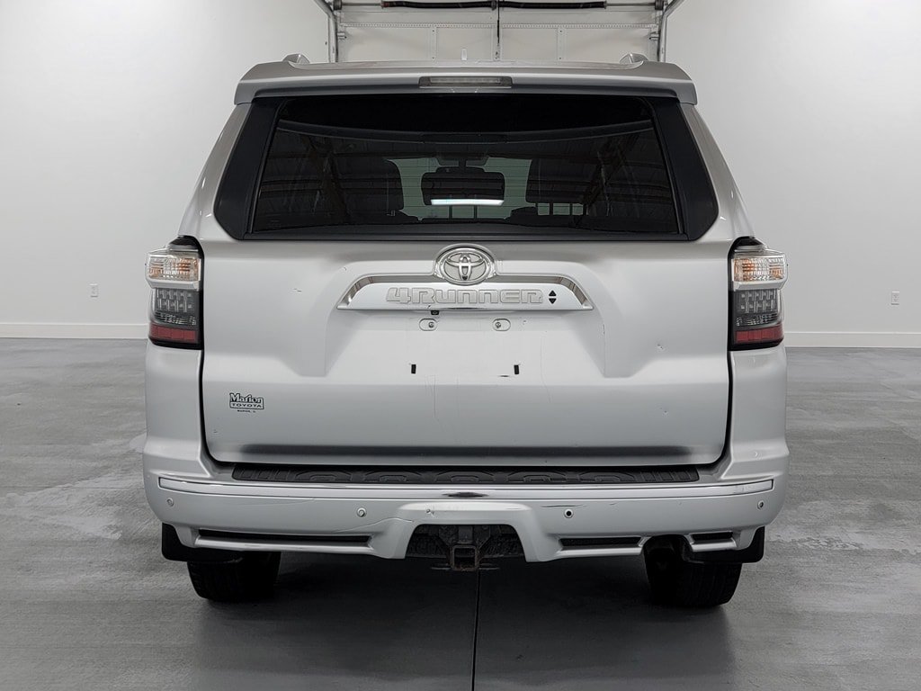 Used 2014 Toyota 4Runner Limited AWD/4WD image 7